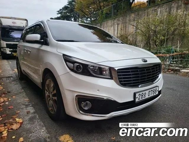 Kia Carnival из Кореи Encar