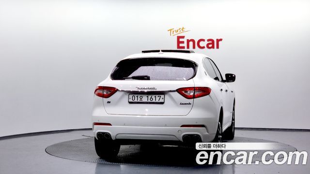 Maserati Levante 3.0 Diesel AWD GranLusso — пробег 174 725 км — фото 4 из 5