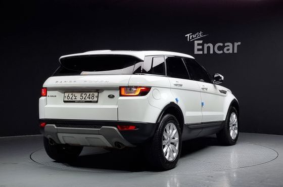 Land Rover Range Rover Evoque 2.0 TD4 SE — пробег 138 745 км — фото 2 из 5