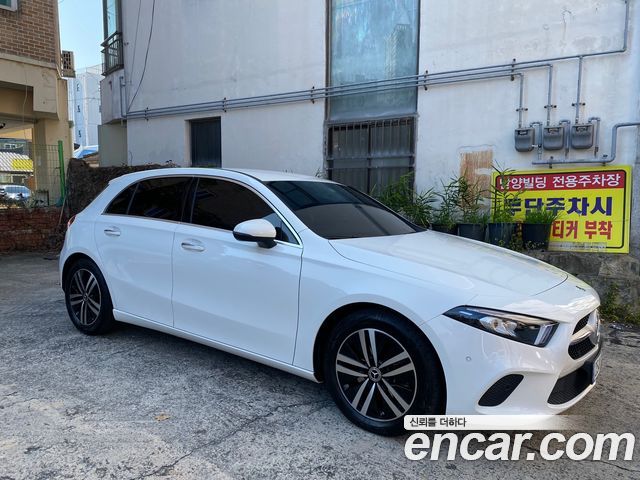 Mercedes-Benz A-Class A220 Hatchback — пробег 19 000 км — фото 3 из 5