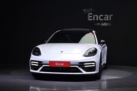Porsche Panamera 4.0 GTS — пробег 71 759 км — фото 3 из 5