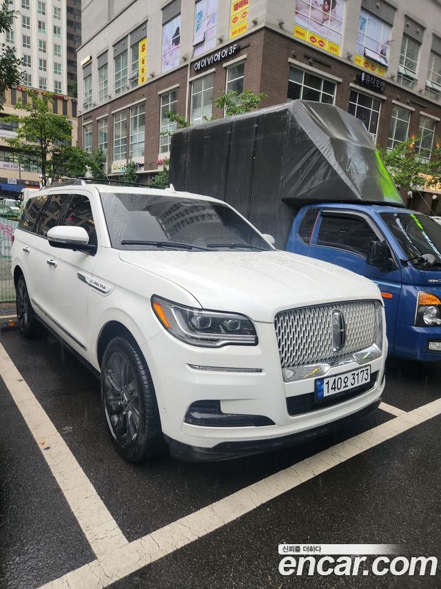 Lincoln Navigator 3.5L — пробег 20 000 км — фото 2 из 5