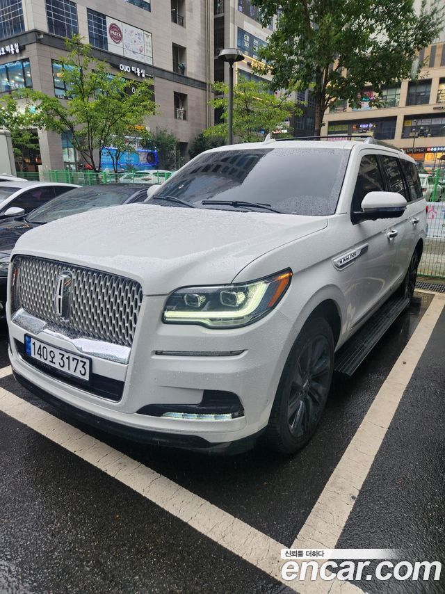 Lincoln Navigator 3.5L — пробег 20 000 км — фото 3 из 5
