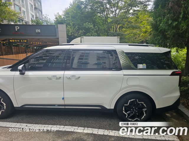 Kia Carnival 9-Seater Noblesse — пробег 20 050 км — фото 4 из 5