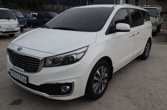 Kia Carnival 9-seater Luxury — пробег 248 311 км — фото 1 из 5