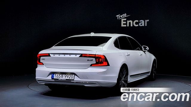 Volvo S90 B6 AWD Ultimate Bright — пробег 21 624 км — фото 2 из 5