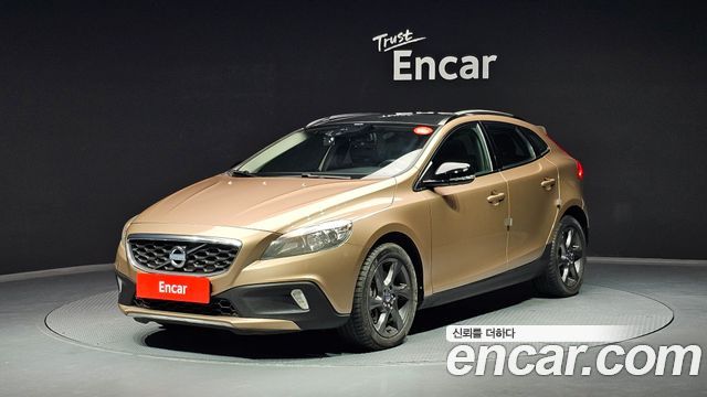 Volvo V40 из Кореи Encar