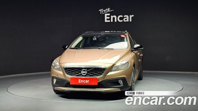 Volvo V40 из Кореи Encar