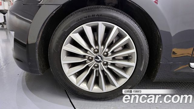 Hyundai Equus из Кореи Encar