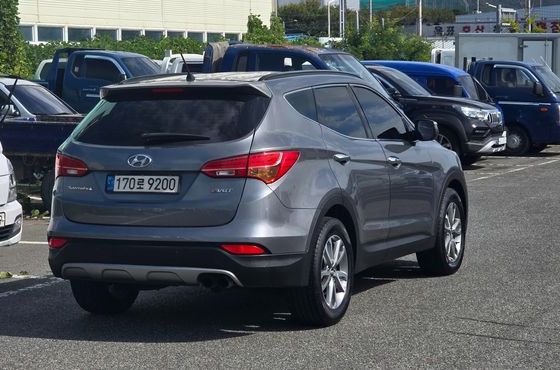 Hyundai Santafe Diesel(e-VGT) 2.0 2WD Premium — пробег 140 860 км — фото 4 из 5