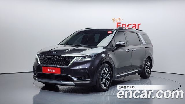 Kia Carnival Diesel 9-Seater Signature — пробег 58 018 км — фото 1 из 5