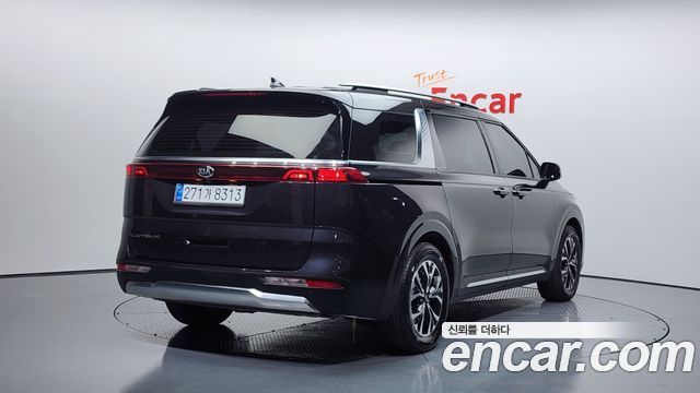 Kia Carnival Diesel 9-Seater Signature — пробег 58 018 км — фото 2 из 5