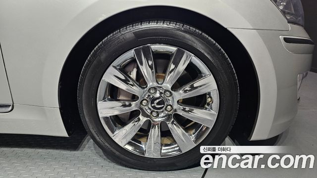 Hyundai Equus из Кореи Encar