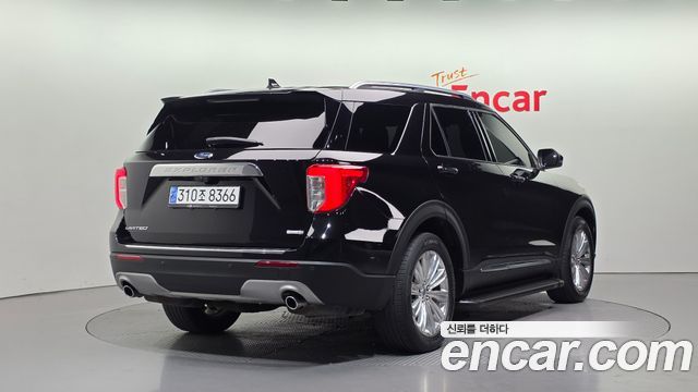 Ford Explorer 2.3 LimIted 4WD — пробег 124 352 км — фото 2 из 5