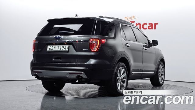 Ford Explorer 2.3 Limited 4WD 5th — пробег 99 817 км — фото 2 из 5