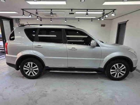 Ssangyong Rexton 2.0 4WD RX7 Luxury — пробег 167 900 км — фото 4 из 5