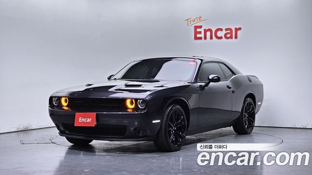 Dodge Challenger 3.6 — пробег 73 021 км — фото 1 из 5