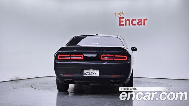Dodge Challenger 3.6 — пробег 73 021 км — фото 4 из 5