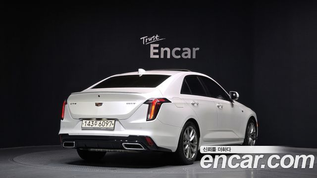 Cadillac CT4 2.0 Sport — пробег 54 372 км — фото 2 из 5