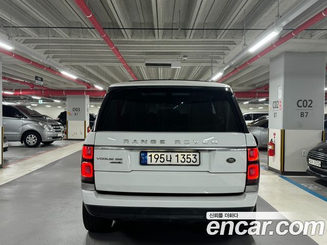 Land Rover Range Rover 4.4 SDV8 Vogue SE DIESEL — пробег 93 294 км — фото 3 из 5
