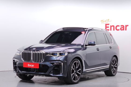 BMW X7 xDrive 40i M Sport 6STR — пробег 70 375 км — фото 1 из 5