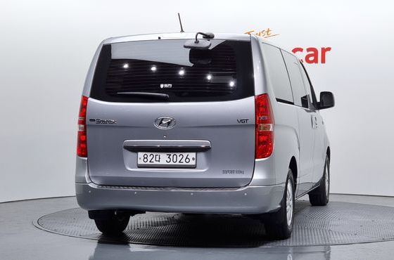 Hyundai Starex Van 5-Seater Smart — пробег 74 375 км — фото 4 из 5