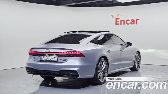 Audi A7 55 TFSI Quattro Premium — пробег 45 367 км — фото 2 из 5