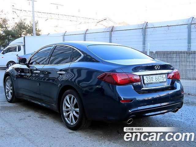 Infiniti Q70 из Кореи Encar