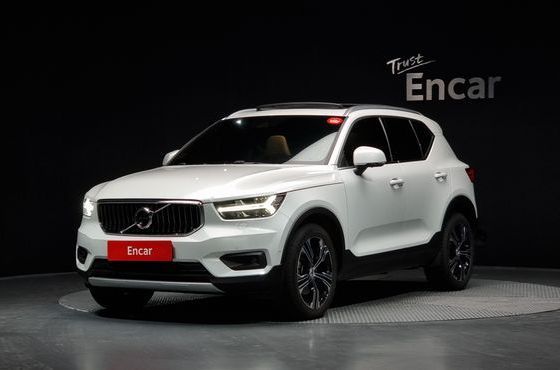 Volvo XC40 T4 Inscription — пробег 66 568 км — фото 1 из 5