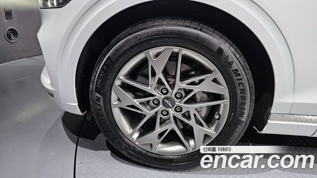 Genesis GV70 2.5T Gasoline AWD — пробег 16 837 км — фото 5 из 5