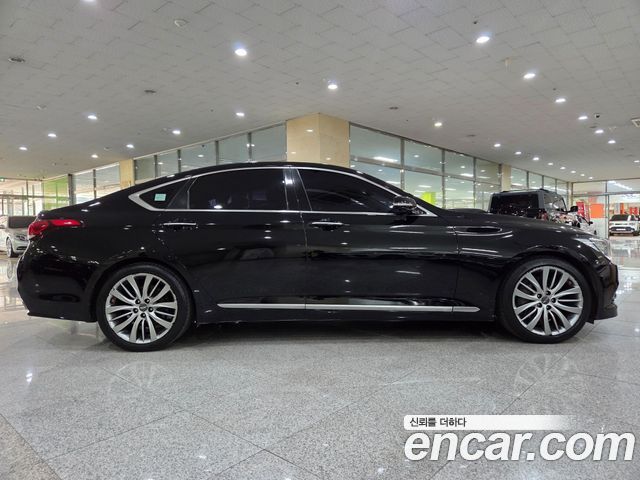 Hyundai Genesis из Кореи Encar