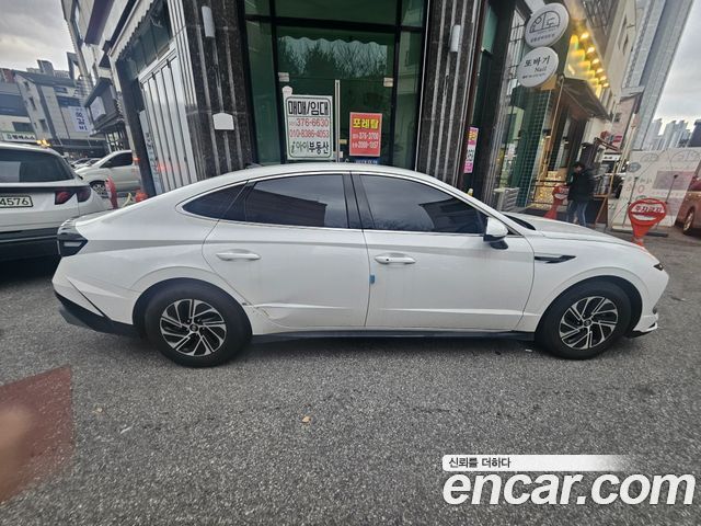 Hyundai Sonata Premium — пробег 9 999 км — фото 4 из 5