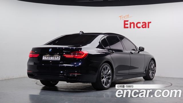 BMW 7-Series 750Li xDrive Vision 100 Edition — пробег 126 164 км — фото 2 из 5