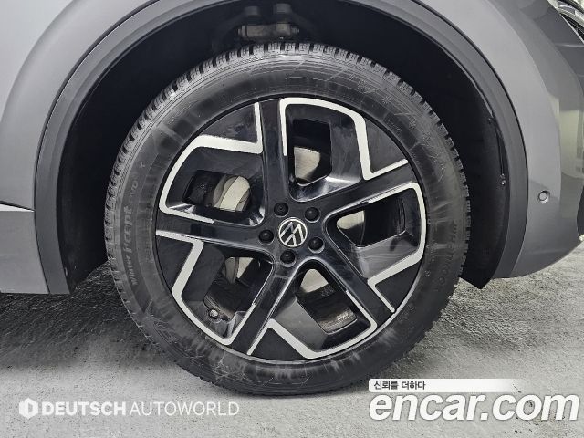 Volkswagen Touareg 3.0 TDI Prestige — пробег 23 636 км — фото 5 из 5