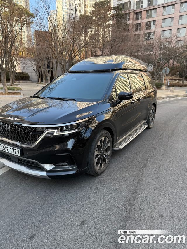 Kia Carnival Gasoline 9-Seater Hi-Limousine Signature — пробег 9 999 км — фото 2 из 5