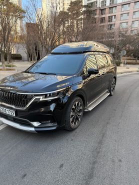 Kia Carnival Gasoline 9-Seater Hi-Limousine Signature — пробег 9 999 км — фото 2 из 5