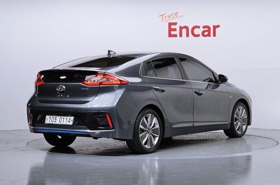 Hyundai Ioniq Q — пробег 177 294 км — фото 2 из 5