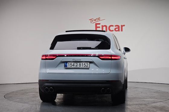 Porsche Cayenne 3.0 PLATINUM EDITION — пробег 32 204 км — фото 4 из 5