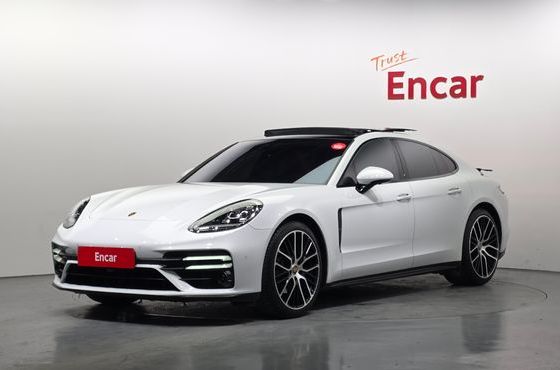 Porsche Panamera 2.9 AWD Platinum Edition — пробег 79 126 км — фото 1 из 5