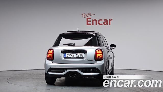 Mini Cooper из Кореи Encar