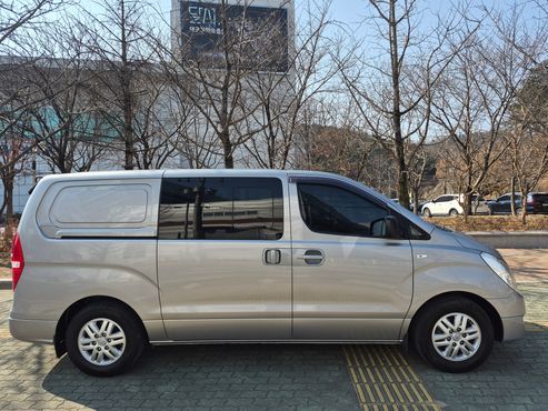 Hyundai Starex 5-Seater VAN Modern — пробег 207 598 км — фото 3 из 5