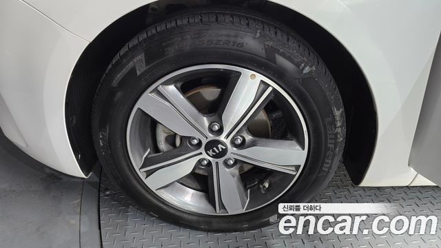 Kia K3 из Кореи Encar
