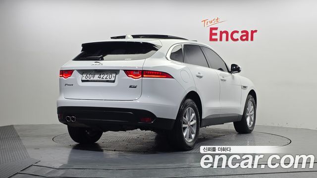 Jaguar F-PACE из Кореи Encar