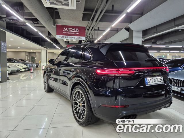 Porsche Cayenne 3.0 E-HYBRID PLATINUM EDITION — пробег 37 878 км — фото 4 из 5