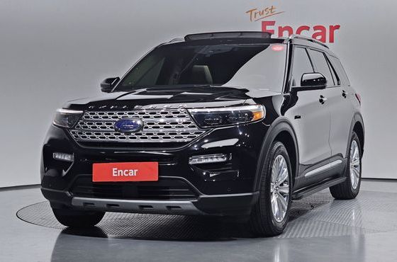 Ford Explorer 2.3 LimIted 4WD — пробег 17 092 км — фото 1 из 5