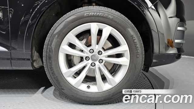 Audi Q7 из Кореи Encar