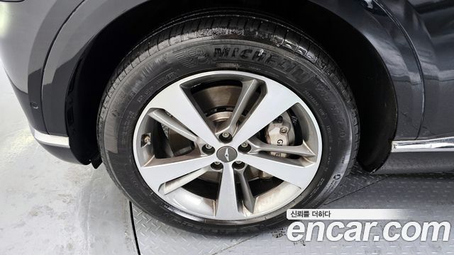 Genesis GV80 из Кореи Encar