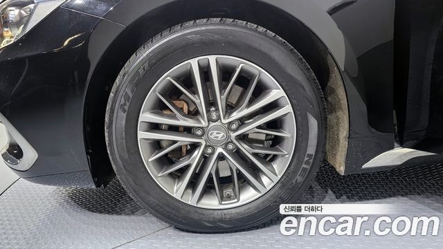Hyundai Grandeur 2.4 Premium — пробег 84 280 км — фото 5 из 5