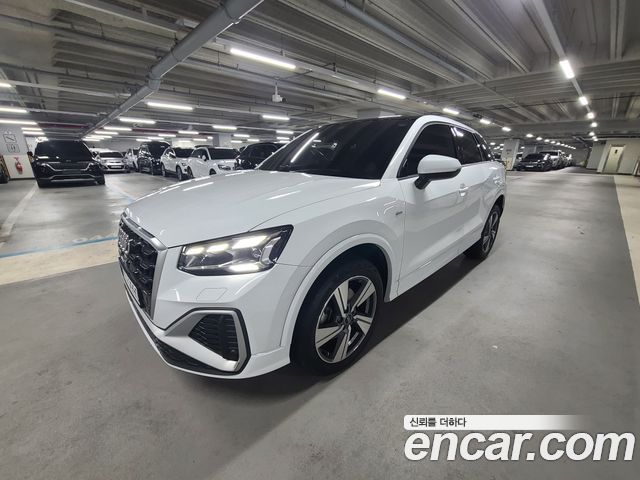 Audi Q2 35 TDI Premium — пробег 17 755 км — фото 3 из 5
