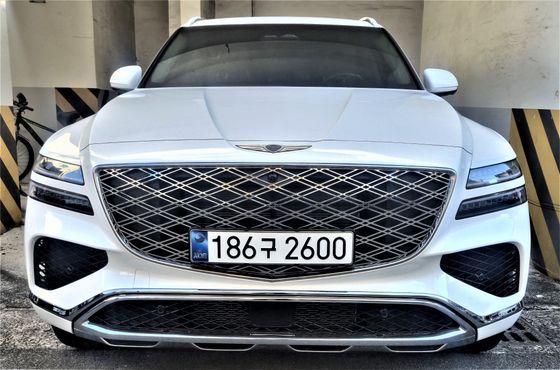 Genesis GV80 2.5T Gasoline 2WD — пробег 1 380 км — фото 1 из 5